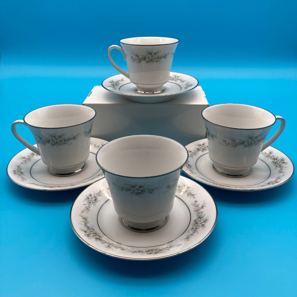 Vtg Set of 8 Contemporary Fine China By Noritake Melissa Floral Cups & Saucers